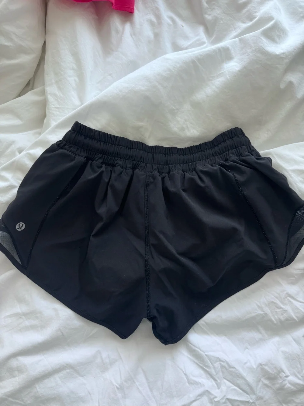 Lululemon Hotty Hot Low-Rise Lined Short 2.5” in Black